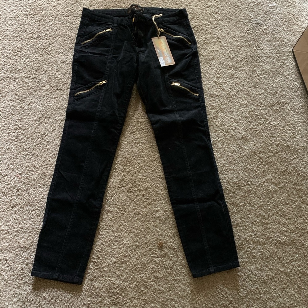 New! Black cord zipper skinny sz 12/32